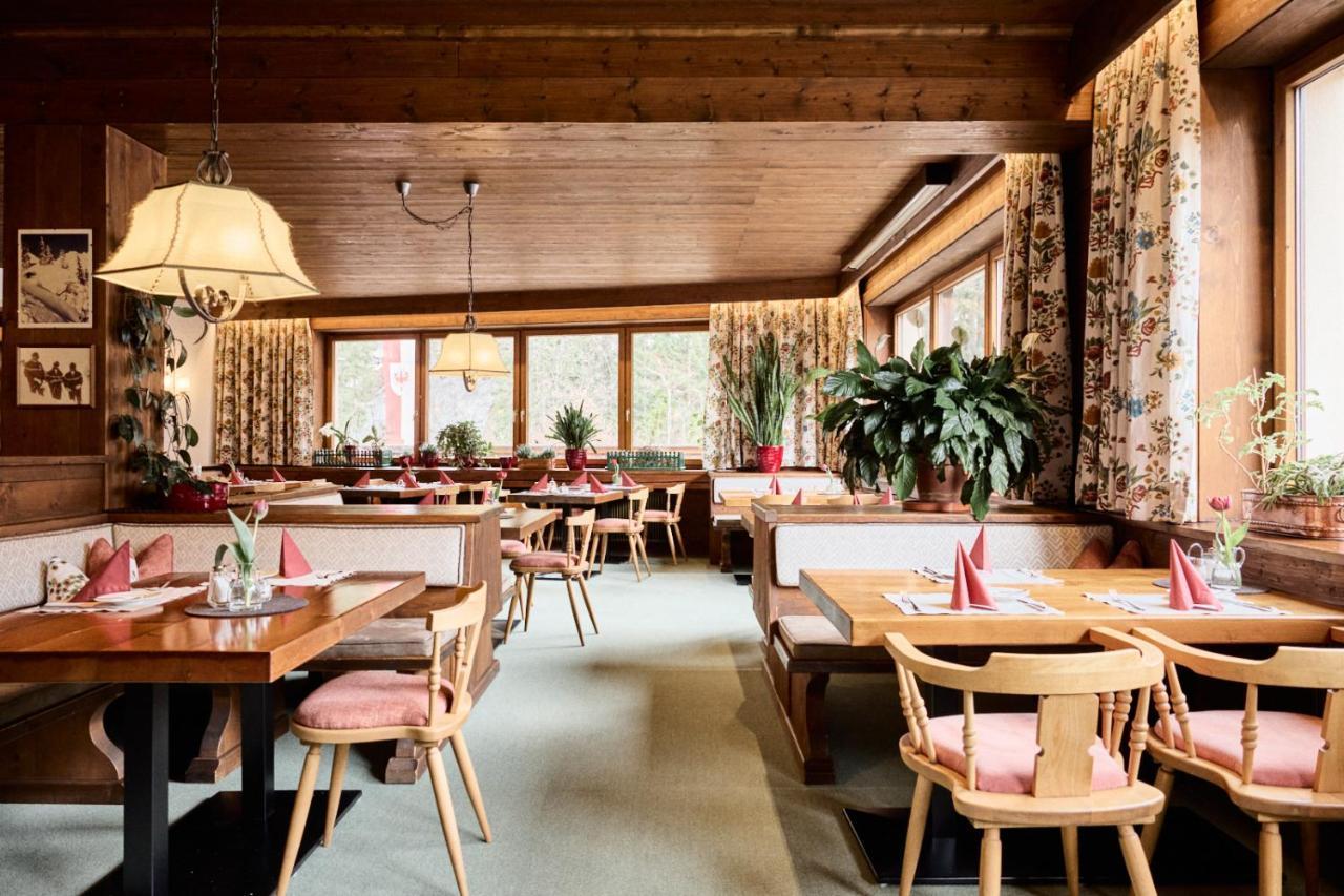 "Quality Hosts Arlberg" Hotel Garni Moessmer Sankt Anton am Arlberg Exterior foto