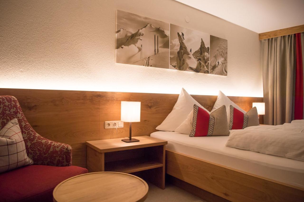 "Quality Hosts Arlberg" Hotel Garni Moessmer Sankt Anton am Arlberg Exterior foto