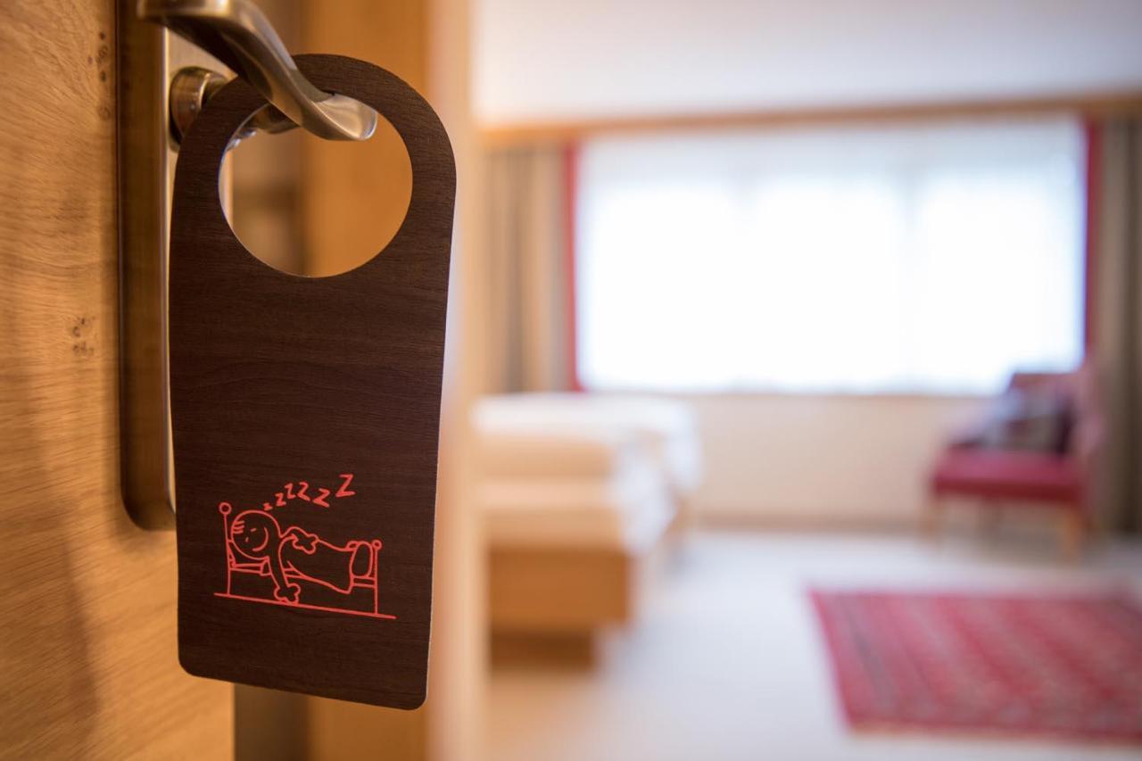 "Quality Hosts Arlberg" Hotel Garni Moessmer Sankt Anton am Arlberg Exterior foto